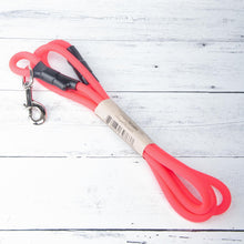 Load image into Gallery viewer, Climbing Rope Clip leash Neon Magenta