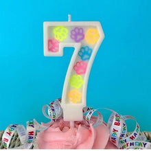 Load image into Gallery viewer, Numbers candle with paws