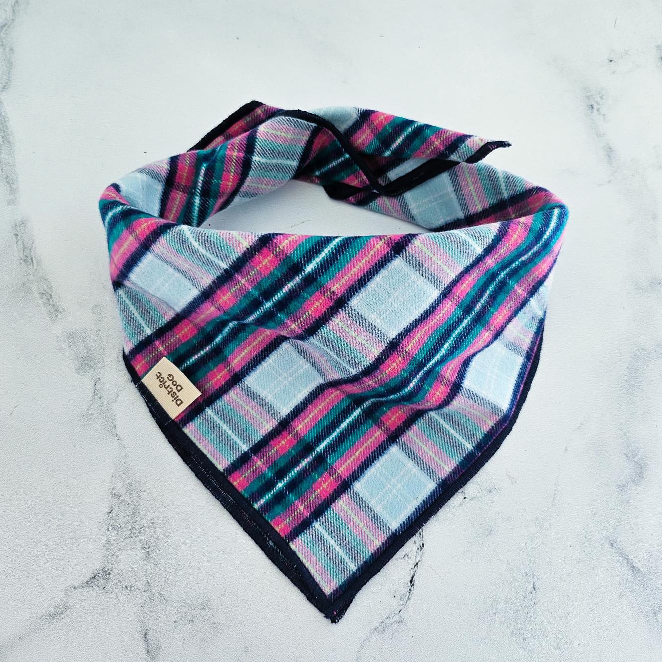 Cleo Flannel Bandana – DistrictDog_BK