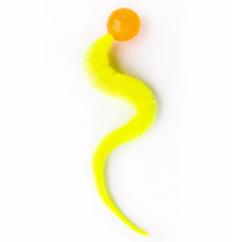Load image into Gallery viewer, Ball &amp; Tail Cat Toy