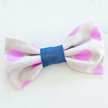 Load image into Gallery viewer, Lilac Neon dot Bowtie