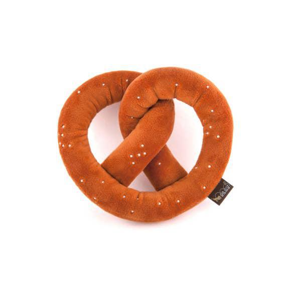 PLAY classic pretzel